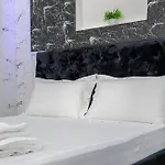 Vila88 Ad 아파트 티라나